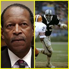 Remembering Gene Upshaw: A Legend On and Off the Field ...