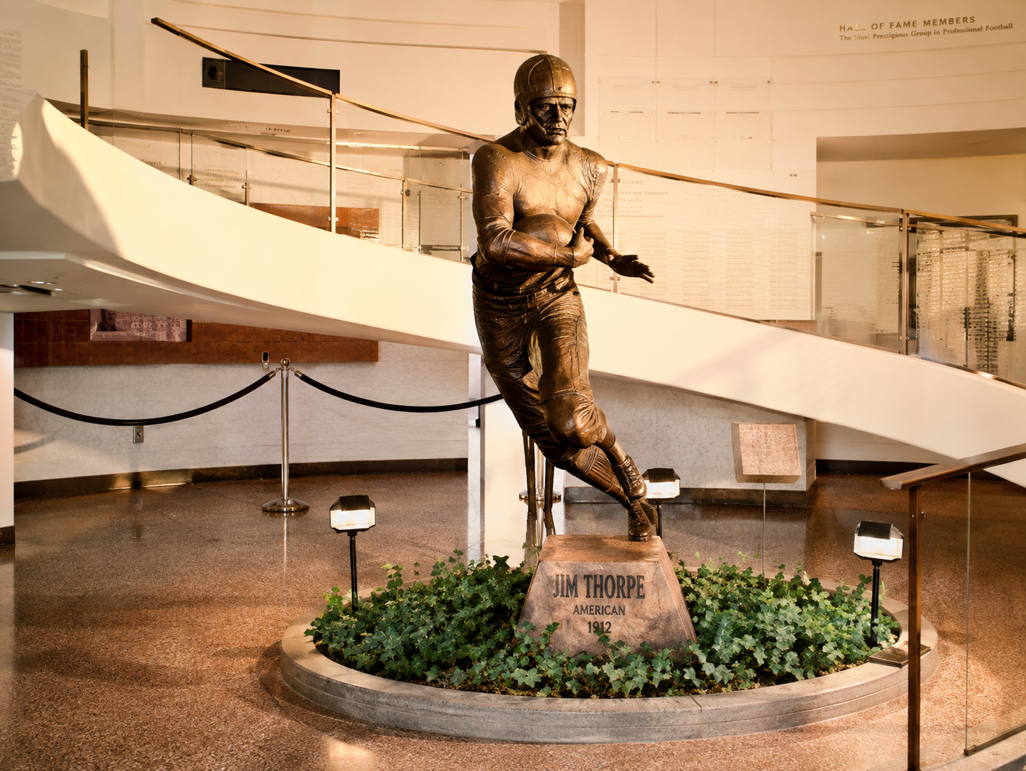 Jim Thorpe statue was original main attraction at HOF